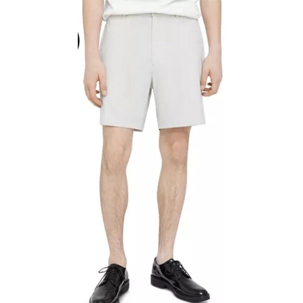 Theory‎ men's Shorts Curtis Luxurious Size 36 Light Grey